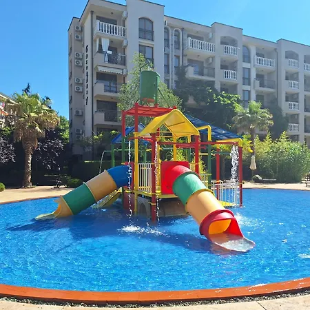 3 With Poolview In Cascadas ساني بيتش