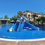 3 With Poolview In Cascadas Слънчев бряг