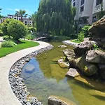 3 With Poolview In Cascadas Слънчев бряг