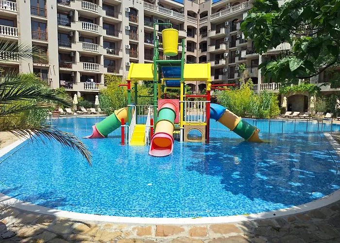 3 With Poolview In Cascadas Apartament *