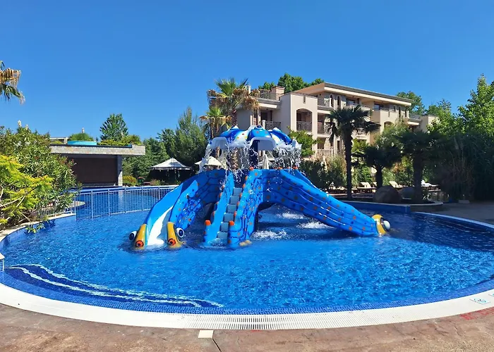 3 With Poolview In Cascadas Sunny Beach